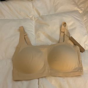 Skims bra